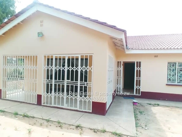 House For sale Uplands Waterfalls