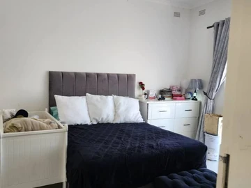 3 Bedroom Flat & Apartment