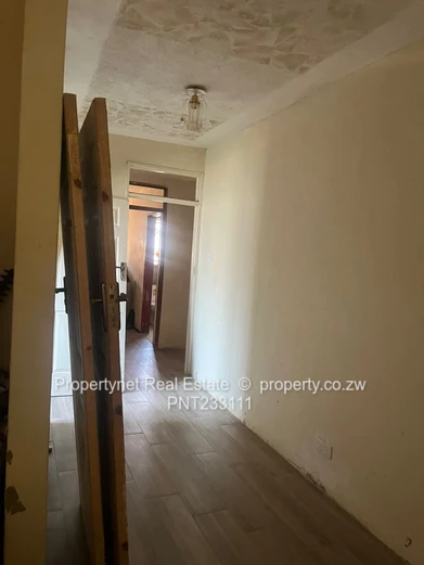 Solid neat family home!!!