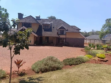 5 Bedroom House