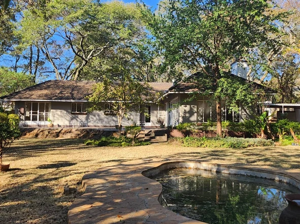 Charming 3-Bedroom Home with Pool and Borehole in Chisipite