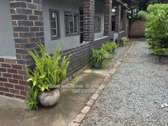 Spacious 3-Bedroom House for Sale in Old Highfield Magwende 