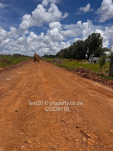 2100 m² Stand with Main Road Frontage & Tarred Access – Mount Pleasant