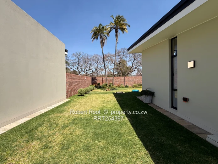 Secure And Spacious Townhouse In Newlands