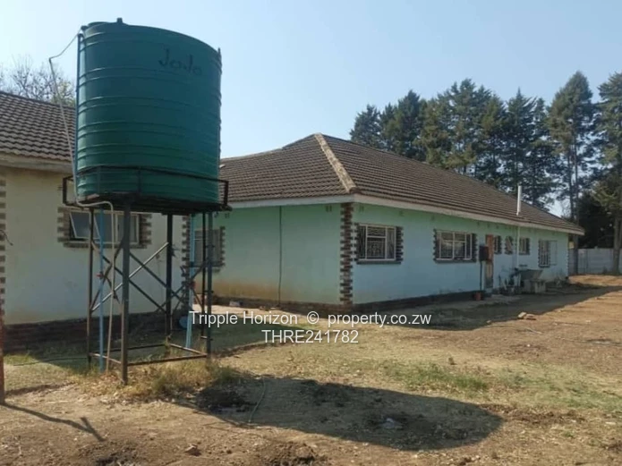 Spacious 4-Bed Emerald Hill Home — 3000m² & Borehole