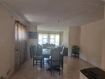 18 Unit Townhouse Complex