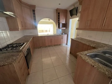 3 Bedroom Garden Flat