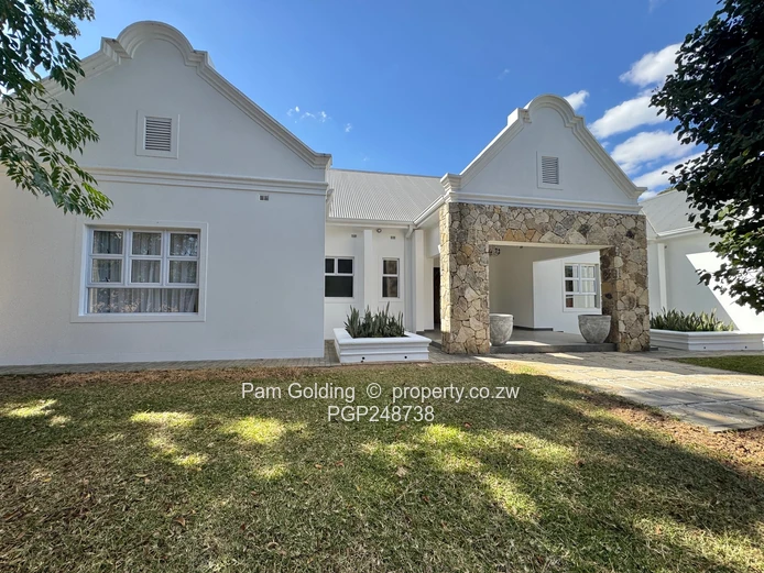 Modern Spacious Townhouse - Carrick Creagh