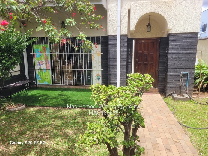Duplex apartment for sale 230kneg (Sole Mandate)