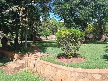 10 Bedroom House