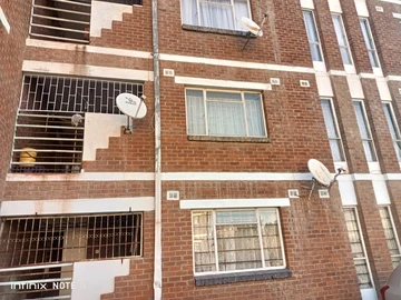 3 Bedroom Flat & Apartment
