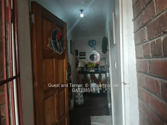 Mainway Meadows 3-Bedroom House for Sale - Modern Family Home with Title Deeds