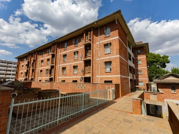 Flat & Apartment