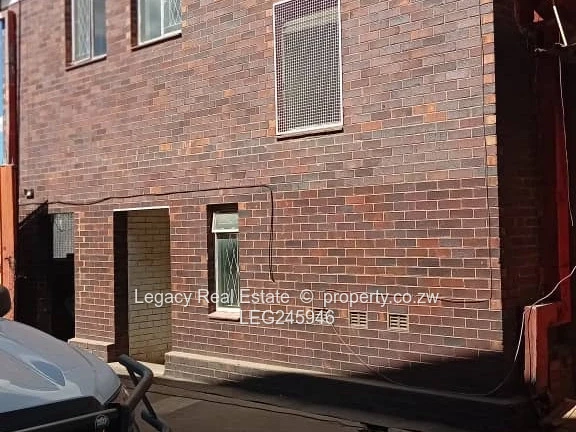 Strategic Warehouse And Office Complex Near Bulawayo CBD,High-Yield Commercial Property For Sale.