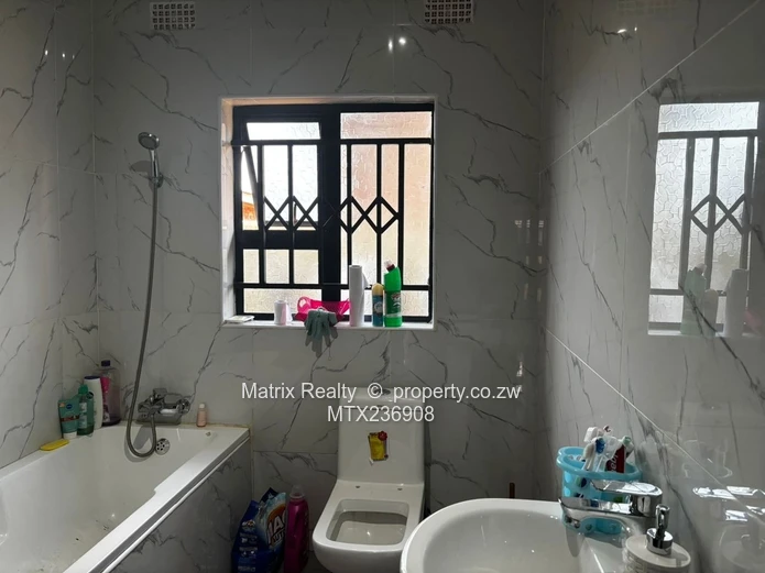 3 Bedroom House for Sale in Tynwald