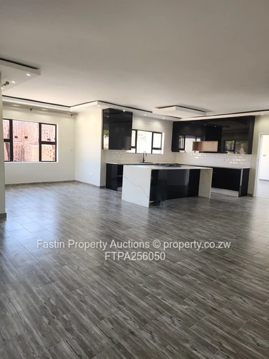 Open-Plan 5-Bed Crowhill Views Home with Borehole