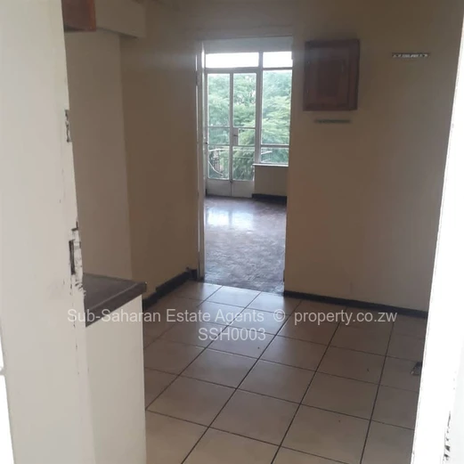 1 Bed Flat Available