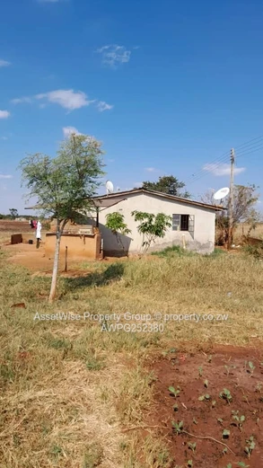 Kadoma Plot for sale