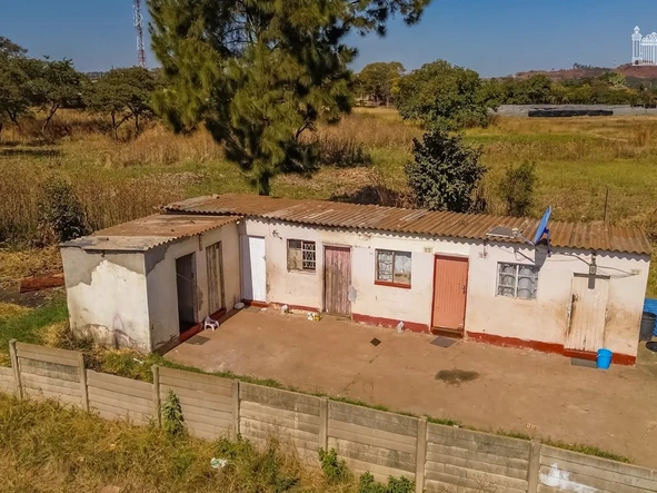 8 Bedroom House
