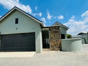 3 Bedroom Garden Flat