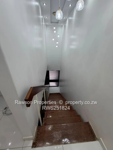 Avondale — 2-Bed Duplex Apartment On King George 