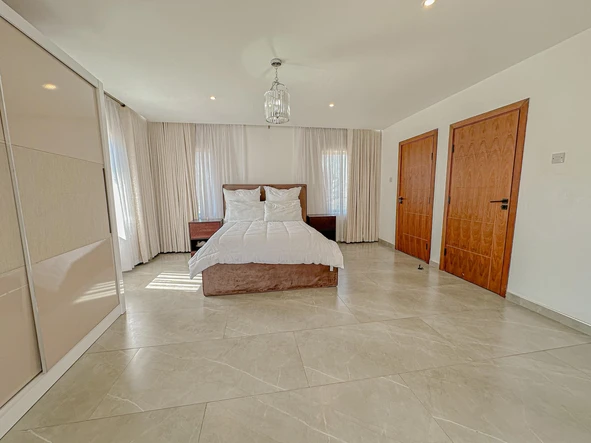 6 Bedroom Townhouse Complex