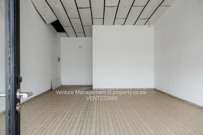 Retail & Storage Space for Rent – Coronation Avenue, Greendale