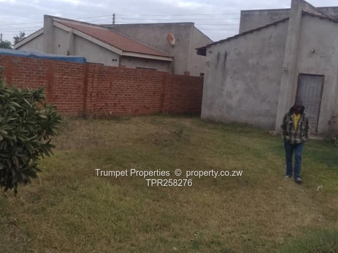 4-Bed Budiriro Home with Backyard, Bath & Good ZESA