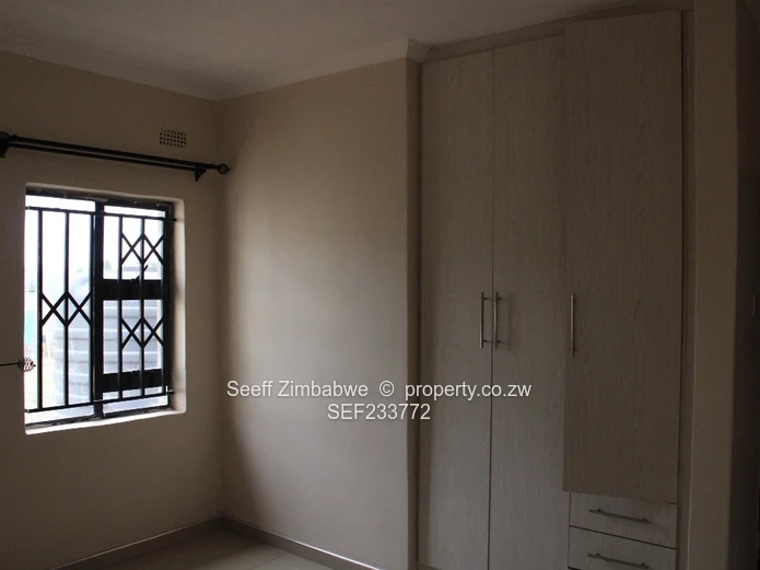 Zimre Park Flat For Rent