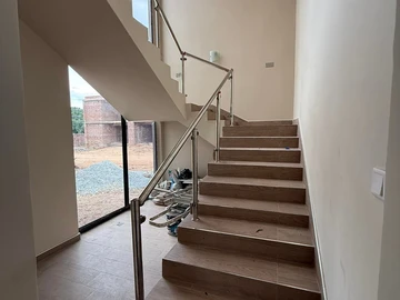 4 Bedroom Garden Flat