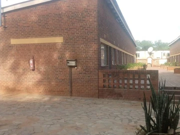 Hotel & Lodge