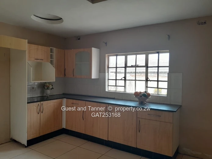  Zimre Park Family Home for Rent