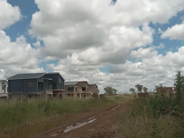 Stands & Residential Land