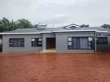 2 Bedroom Garden Flat