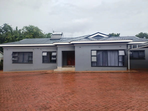 2 Bedroom Garden Flat