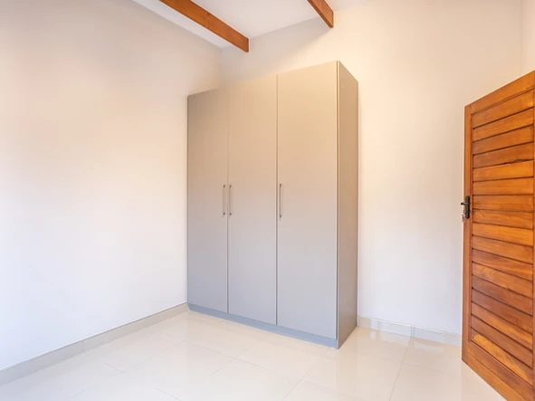 4 Bedroom Garden Flat