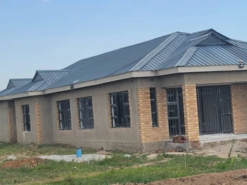 Farm & Agricultural Land