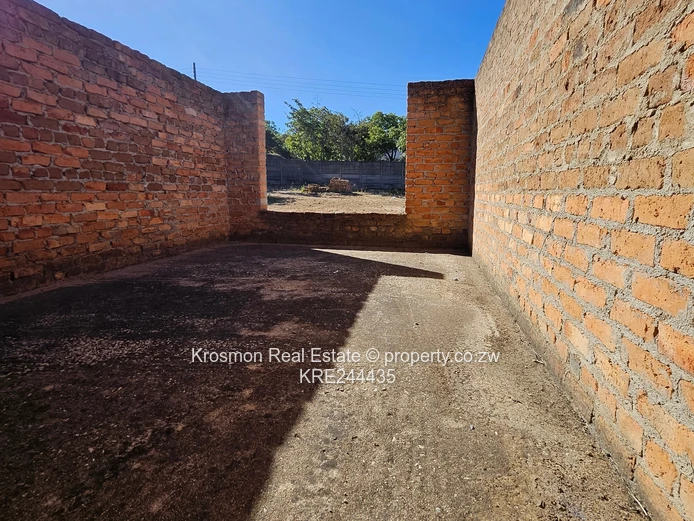 Partly Built 4-Bed Brick Shell on 2,075m² – Marondera