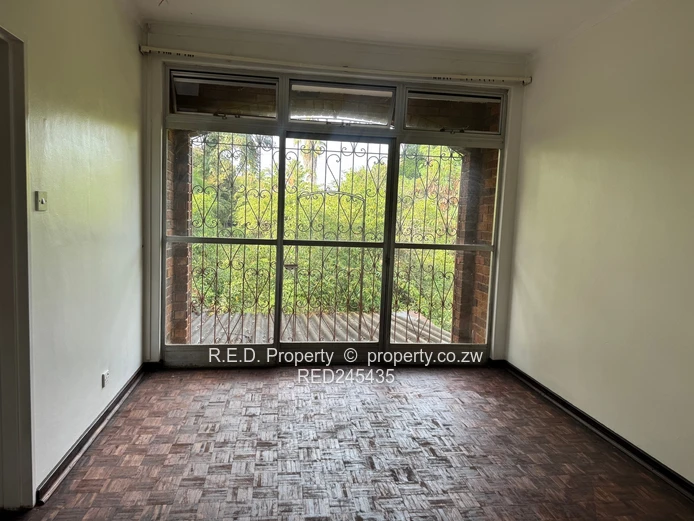 Comfortable Double-Storey Living In Ascot!