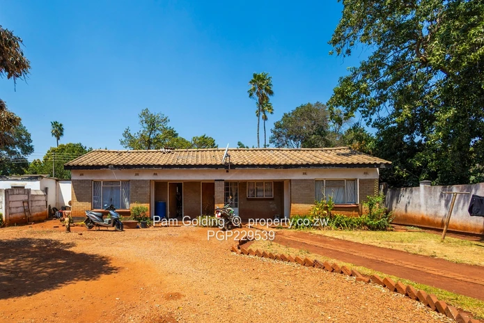 A Renovators Dream! / Investors Delight (Sole Mandate)