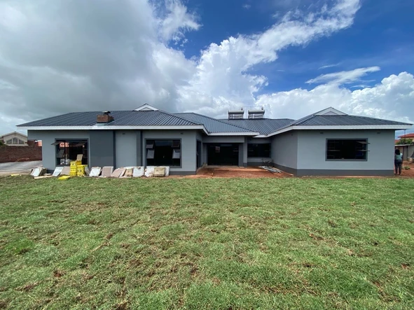 5 Bedroom House