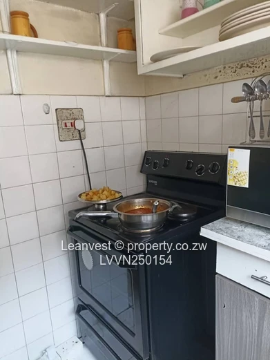 Avenues Flat To Let
