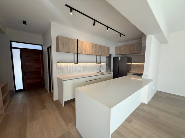 3 Bedroom Garden Flat