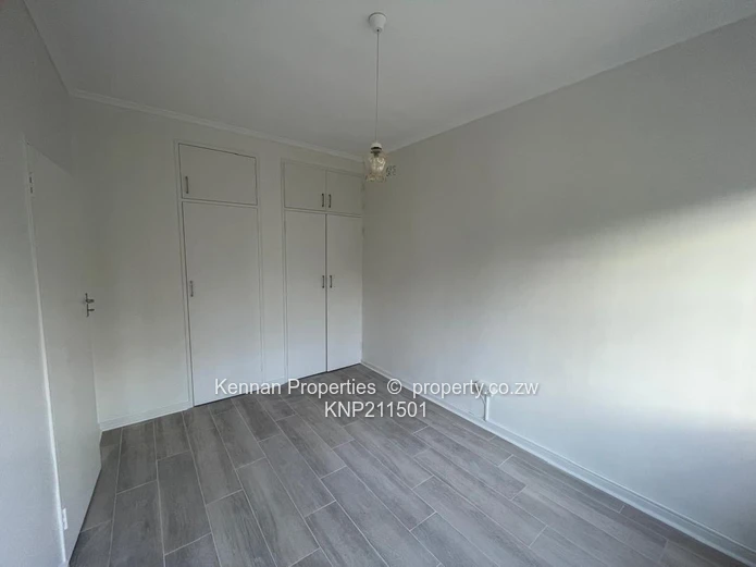 Lovely Garden Flat Close To International School & Arundel Shops (Sole Mandate)