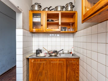 2 Bedroom Flat & Apartment