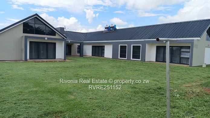 Mount Pleasant Heights: 5-Bed Family Home with Borehole