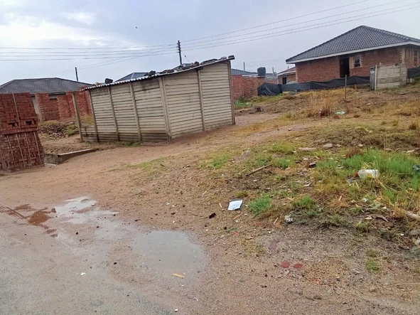 Stands & Residential Land