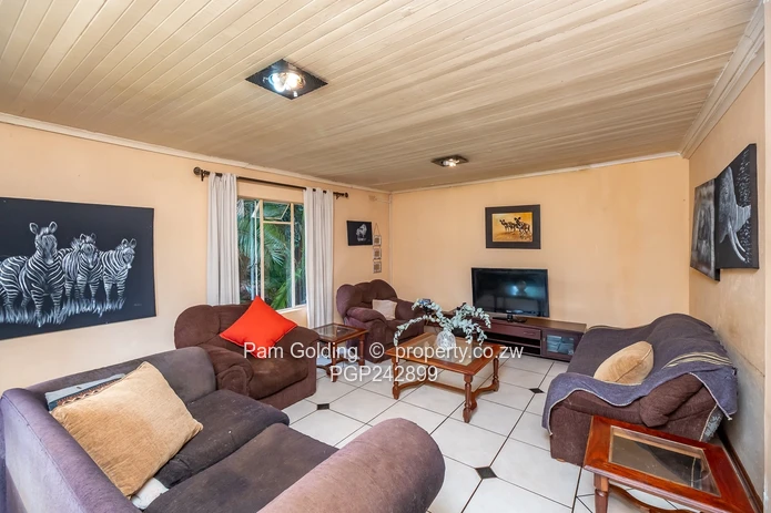 Spacious 4 Bedroom Family Home Greystone Park (Sole Mandate)