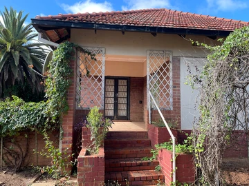 Well-Maintained Home with Space, Comfort, and Convenience!