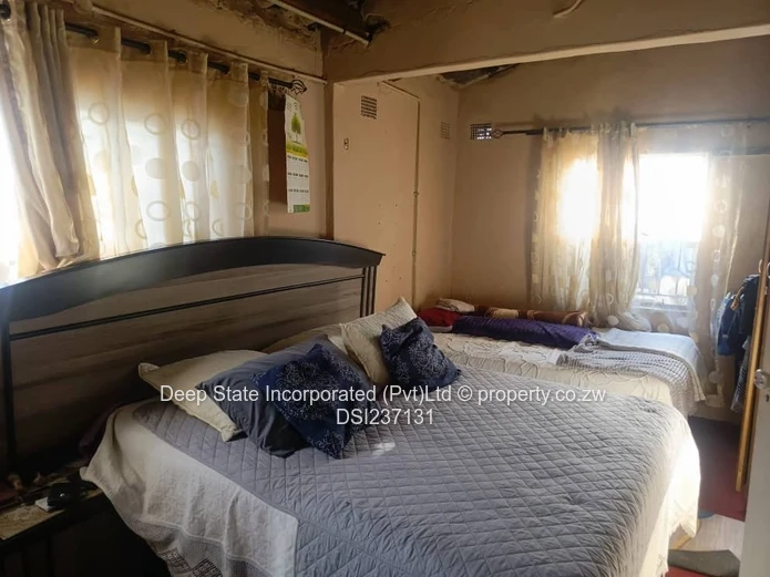 Highfields house for sale (western triangle)